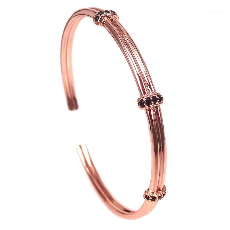 Classic Anil Arjandas Bangles Micro Pave Black Cz Open Christmas Gift Rose Gold Cuff For Men Women Bangle
Classic Anil Arjandas Bangles Micro Pave Black Cz Open Christmas Gift Rose Gold Cuff For Men Women Bangle