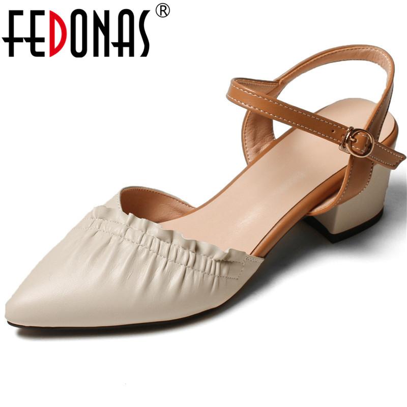 Conicse Retro Women Sandals 2021 Summer Pointed Toe Thick Heels Pumps For Wedding Dancing Shoes Woman, Black
Conicse Retro Women Sandals 2021 Summer Pointed Toe Thick Heels Pumps For Wedding Dancing Shoes Woman, Black