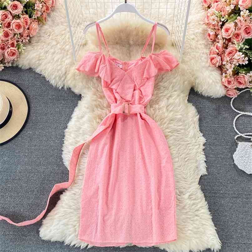 Women Pink Summer Dress Adjustable Spaghetti Strap V-neck Ruffled Flowers Embroidery Hollow Out Belted Midi Vestidos Mujer 210603, White
Women Pink Summer Dress Adjustable Spaghetti Strap V-neck Ruffled Flowers Embroidery Hollow Out Belted Midi Vestidos Mujer 210603, White