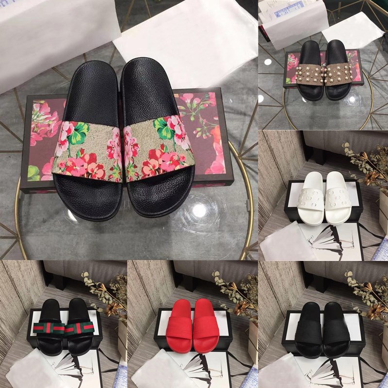 Designer Men Women Slippers Rubber Slides Sandal Flat Blooms Strawberry Tiger Bees Green Red White Web Shoes Beach Outdoor Flip Flops Flower Box Card 35-48
Designer Men Women Slippers Rubber Slides Sandal Flat Blooms Strawberry Tiger Bees Green Red White Web Shoes Beach Outdoor Flip Flops Flower Box Card 35-48