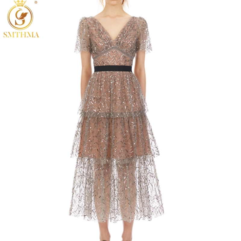 Arrival Designer Runway Vintage V Neck High Waist Party Dresses Women' Embroidered Sequins Summer Dress Vestidos 210520, Photo color
Arrival Designer Runway Vintage V Neck High Waist Party Dresses Women' Embroidered Sequins Summer Dress Vestidos 210520, Photo color