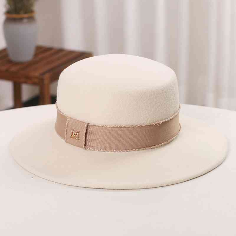 Net Red Same Autumn and Winter Wool Tweed French Celebrity White Flat Top Hat Female British Hepburn Jazz