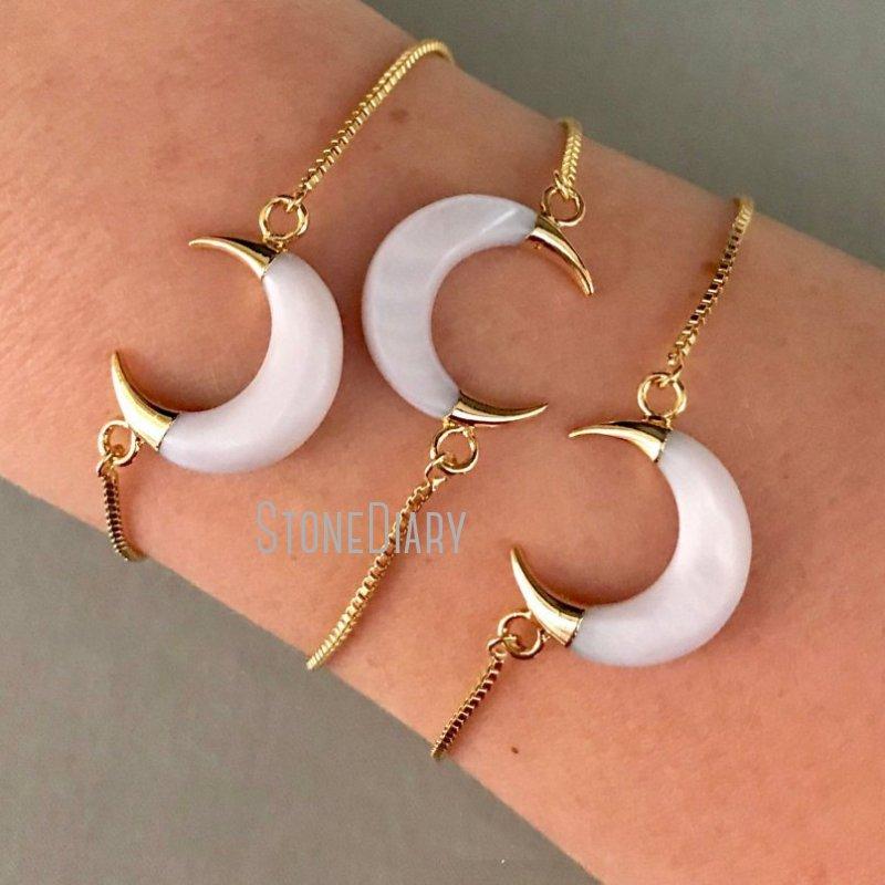 Link, Chain BM27550 14k Gold Filled Box Adjustable Bracelet Plated Seashell Shell Crescent Moon Boho Bridesmaid Gift
Link, Chain BM27550 14k Gold Filled Box Adjustable Bracelet Plated Seashell Shell Crescent Moon Boho Bridesmaid Gift