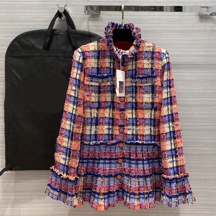 Women's Wool & Blends Top Quality Plaid Tweed Jacket Coat Women Vintage Contrast Color Button 100% Silk Lining Elegant Fashion Runway Coats
Women's Wool & Blends Top Quality Plaid Tweed Jacket Coat Women Vintage Contrast Color Button 100% Silk Lining Elegant Fashion Runway Coats