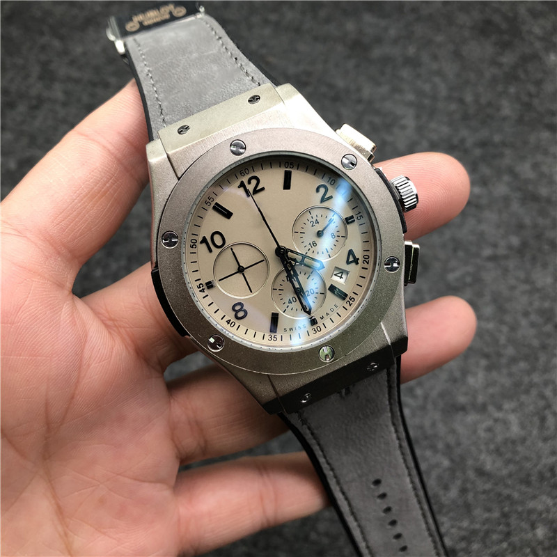 Montre de luxe factory quality 42mm men's watch sapphire glass stainless steel case leather strap quartz automatic movement solid buckle Geneva, 10
Montre de luxe factory quality 42mm men's watch sapphire glass stainless steel case leather strap quartz automatic movement solid buckle Geneva, 10