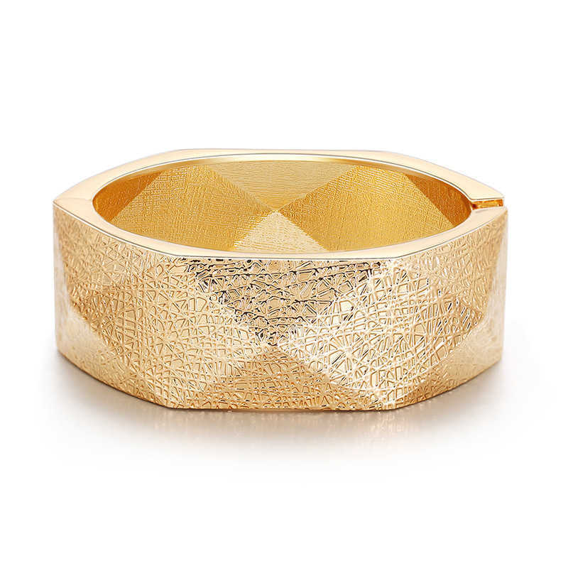 Classic Punk Metal Statement Cuff Bangles Bracelets for Women Fashion Jewelry Big Alloy Bangle Wholesale Q0719
Classic Punk Metal Statement Cuff Bangles Bracelets for Women Fashion Jewelry Big Alloy Bangle Wholesale Q0719