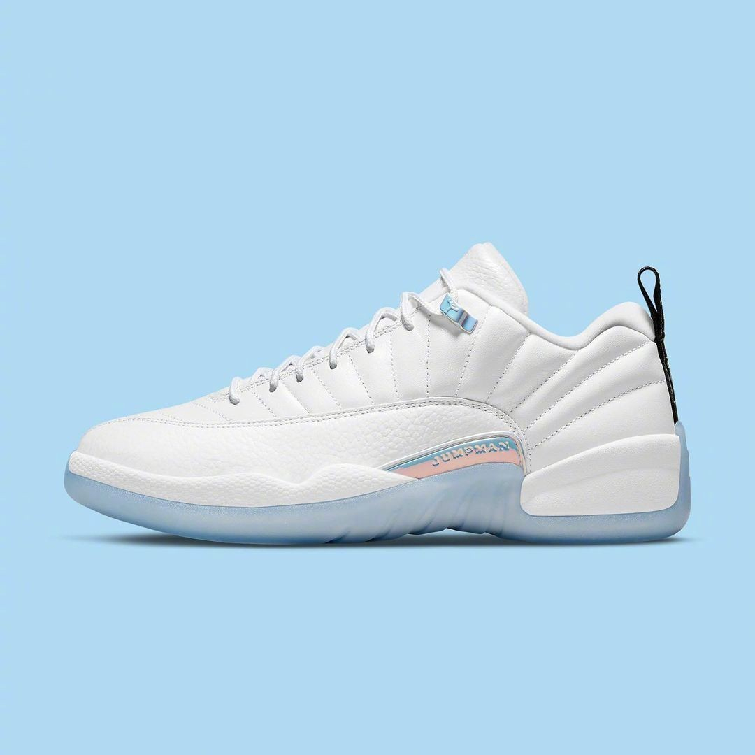 2021 High Quality 12 Low Easter Men Basketball Shoes Lagoon Pulse 12s White Blue Multi-Color XII Sports shoe Outdoor Sneakers DB0733-190
2021 High Quality 12 Low Easter Men Basketball Shoes Lagoon Pulse 12s White Blue Multi-Color XII Sports shoe Outdoor Sneakers DB0733-190
