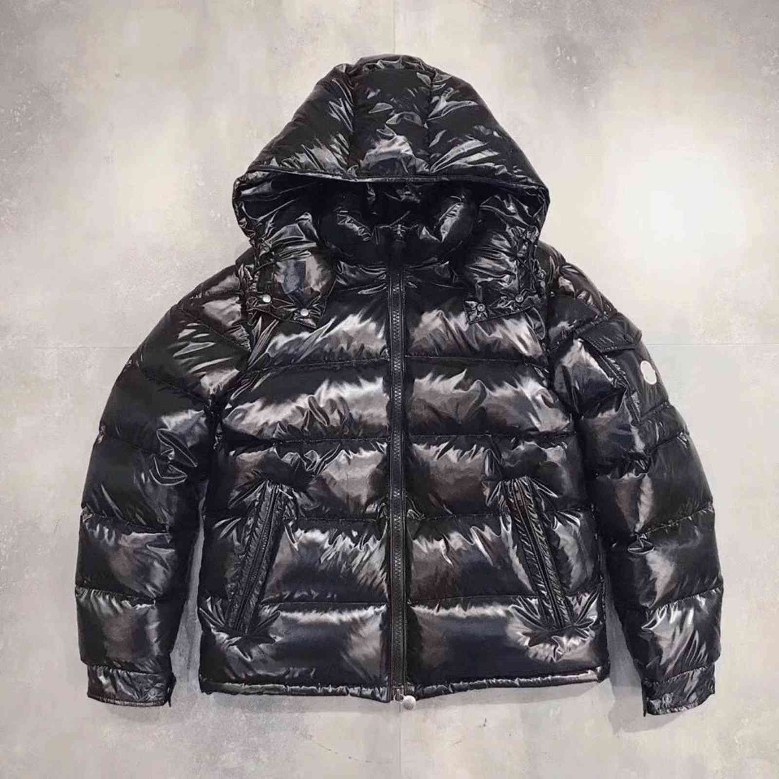 Designer Luxury Monclair Classic Winter Men Jackets Women Down Fashion Hat Pattern Print Coats Outdoor Warm Casual Coat Outwear Parkas, Black
Designer Luxury Monclair Classic Winter Men Jackets Women Down Fashion Hat Pattern Print Coats Outdoor Warm Casual Coat Outwear Parkas, Black