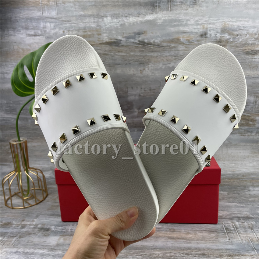 2021 Classic Women Slippers Rhinestone Black Sandals Ladies Wedding Sexy Leather Slipper Trendy Stud Slides Mens Casual Flat Spikes Party Shoes Nice Comfort
2021 Classic Women Slippers Rhinestone Black Sandals Ladies Wedding Sexy Leather Slipper Trendy Stud Slides Mens Casual Flat Spikes Party Shoes Nice Comfort