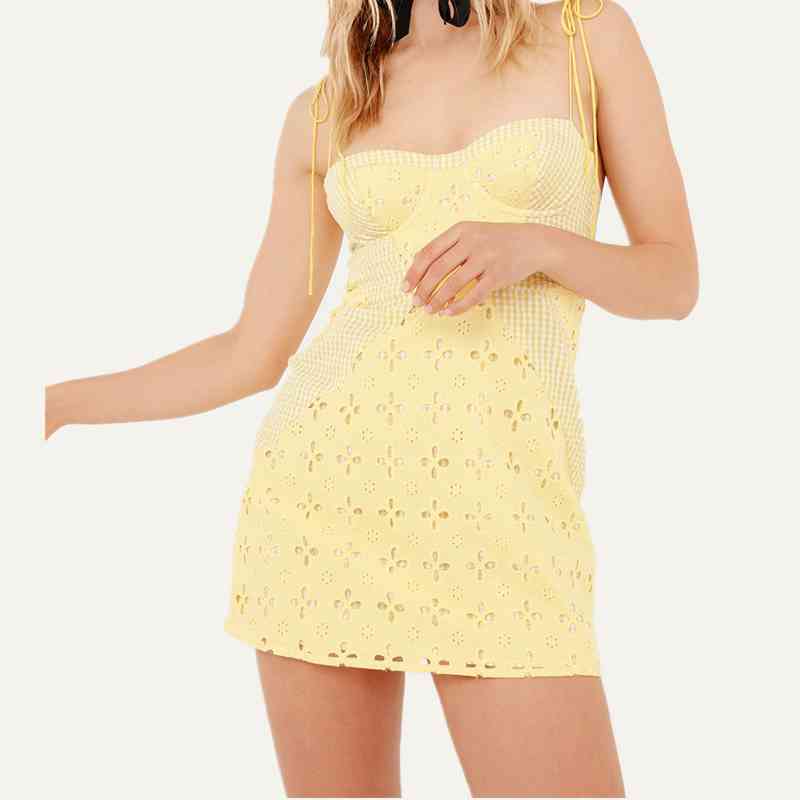 Women Summer Dress Female Sexy Lace Cutout Pattern Stitching Three-dimensional Chest Support Thin Suspenders Mini Dresses Woman 210409