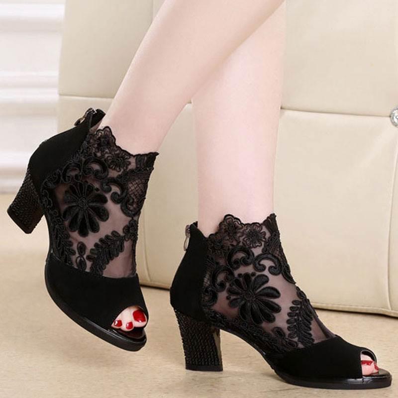 Women Sandals Square High Heel Summer Shoes Woman Sexy Flower Lace Hollow Peep Toe Gladiator Plus Size 35-43, Black
Women Sandals Square High Heel Summer Shoes Woman Sexy Flower Lace Hollow Peep Toe Gladiator Plus Size 35-43, Black