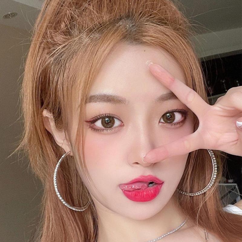 Lip Gloss Canned Mud Blush Crystal Moisturizing Lipstick Makeup MaVelvet Mousse Lasting Cosmeti Korean J6l6
Lip Gloss Canned Mud Blush Crystal Moisturizing Lipstick Makeup MaVelvet Mousse Lasting Cosmeti Korean J6l6