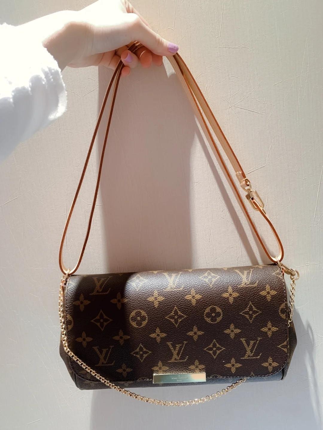 lv LOUIS Womens messenger BAG VITTON Fashion luxurys bags designers mens Shoulder Totes purse handbags crossbody backpa, Red;black
lv LOUIS Womens messenger BAG VITTON Fashion luxurys bags designers mens Shoulder Totes purse handbags crossbody backpa, Red;black