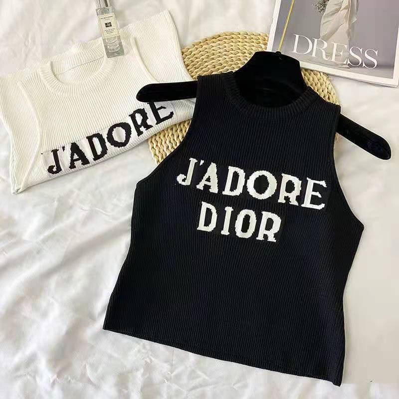2021 summer new letter embroidered Halter vest ice silk elastic vest embroidered short vest for women, White
2021 summer new letter embroidered Halter vest ice silk elastic vest embroidered short vest for women, White