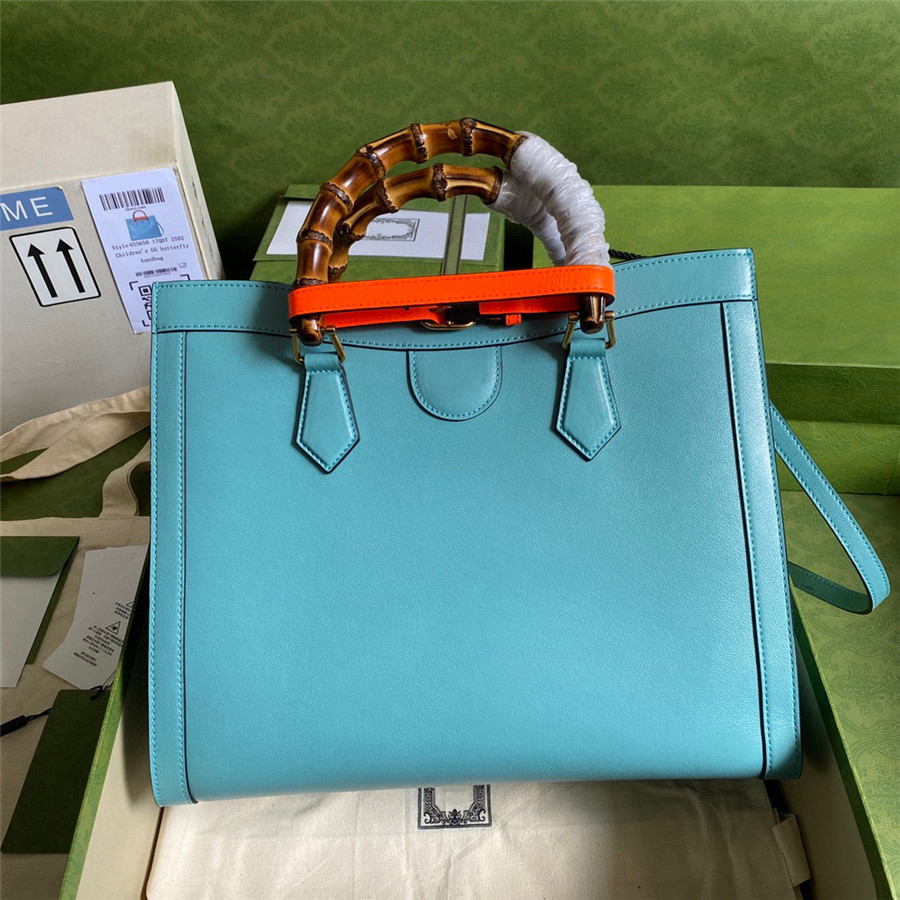 Authentic G Diana Medium Tote Women Travel Bags 655658 35*30*14CM Handbag Bue White Green Brown Leather With Original Box Dust Bag High Quality
Authentic G Diana Medium Tote Women Travel Bags 655658 35*30*14CM Handbag Bue White Green Brown Leather With Original Box Dust Bag High Quality