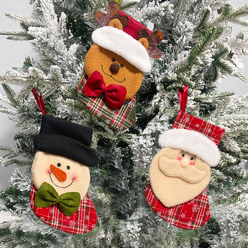 Delicate Cute Children Christmas Stocking Snowman Santa Claus Elk Bear Socks Candy Gift Bag Holder Fireplace Xmas Tree Decoration ZXF0164
Delicate Cute Children Christmas Stocking Snowman Santa Claus Elk Bear Socks Candy Gift Bag Holder Fireplace Xmas Tree Decoration ZXF0164