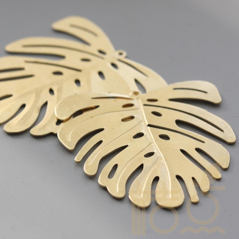 Charms Solid Brass Banana Tree Leaf Pendant - 45.4x43.7mm (3931C- S-296), Bronze;silver
Charms Solid Brass Banana Tree Leaf Pendant - 45.4x43.7mm (3931C- S-296), Bronze;silver