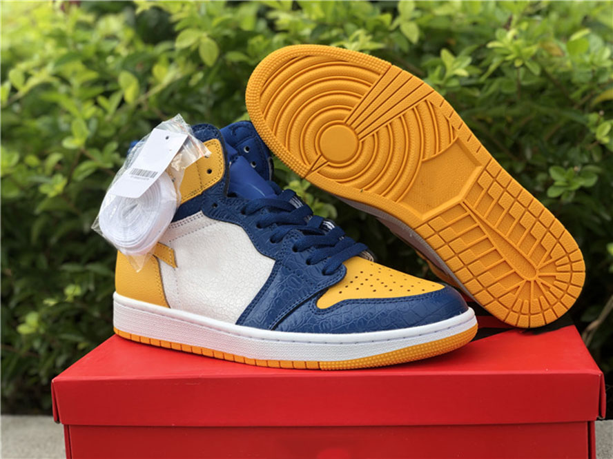 WMNS Athentic 1 Mid White Yellow North Blue Shoes Jumpman 1s Mens Womens Basketball Tennis Shoe Luxurys Designers Sneakers With Box Size 36--46, #2
WMNS Athentic 1 Mid White Yellow North Blue Shoes Jumpman 1s Mens Womens Basketball Tennis Shoe Luxurys Designers Sneakers With Box Size 36--46, #2