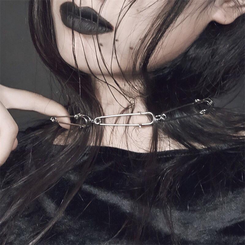 Chains Creative Simple Punk Style Pin Necklace Hip Hop Dark Niche Ladies Jewelry Party Accessories Gift
Chains Creative Simple Punk Style Pin Necklace Hip Hop Dark Niche Ladies Jewelry Party Accessories Gift