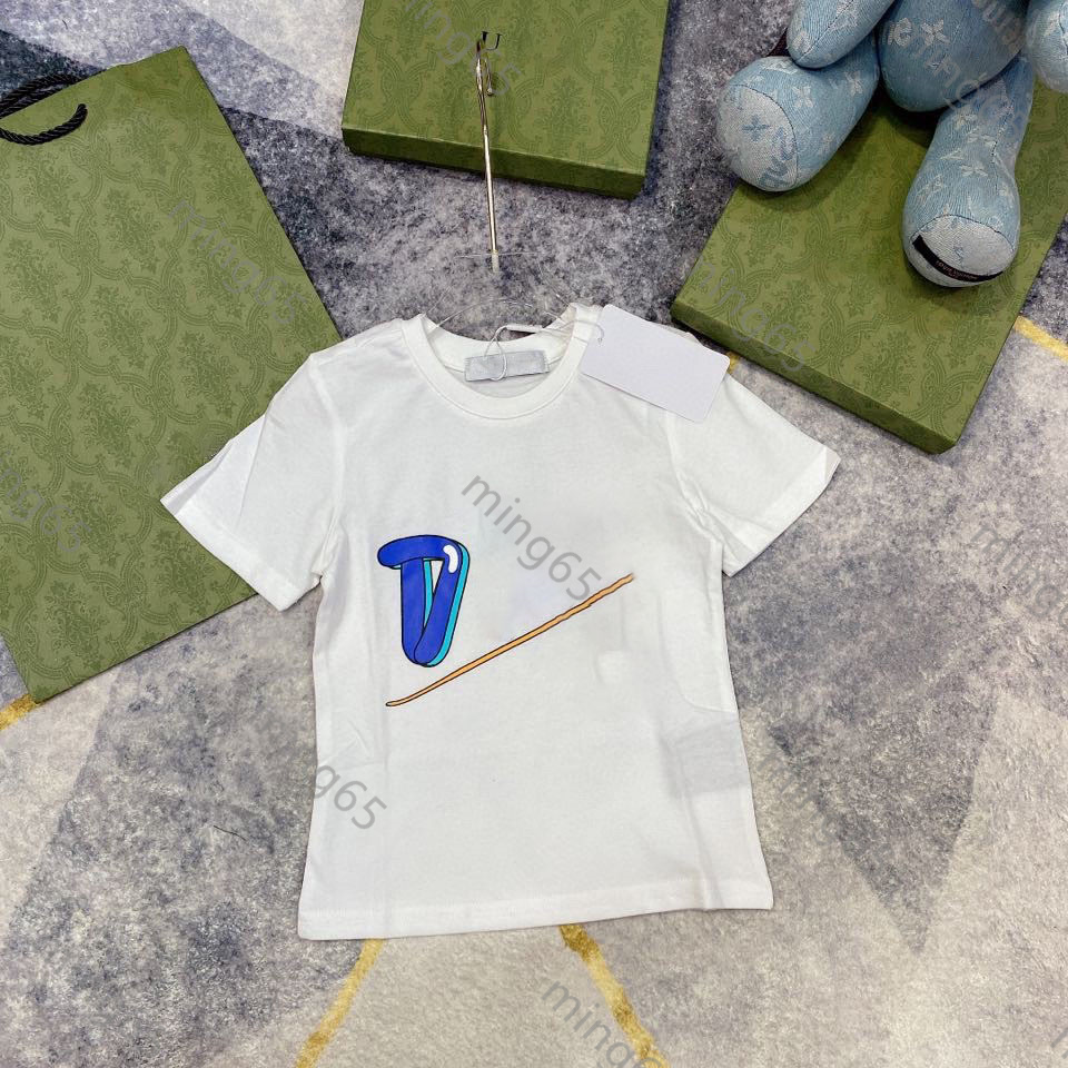 Designer kids t-shirts luxury boys shirt high-quality Letter printing summer children clothes Pure cotton does not shrink boy polo shirts do, Blue
Designer kids t-shirts luxury boys shirt high-quality Letter printing summer children clothes Pure cotton does not shrink boy polo shirts do, Blue