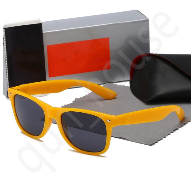 10PCS Fashion Sunglasses Brand MEN Sport Driving Eyewear Beach Sun Glasses UV400 Protection Vintage Pilot Eyeglasses R* Y097
10PCS Fashion Sunglasses Brand MEN Sport Driving Eyewear Beach Sun Glasses UV400 Protection Vintage Pilot Eyeglasses R* Y097