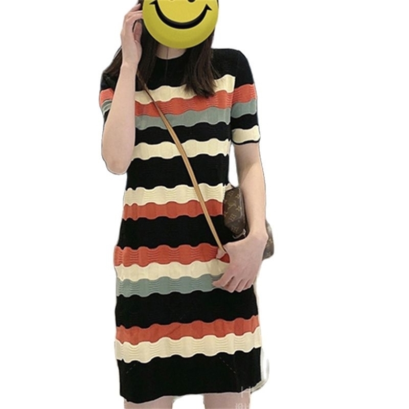 Fashion Knit Dresses Spring/Summer Temperament Design Stripe Knitted Thin Women's 210520, The picture color
Fashion Knit Dresses Spring/Summer Temperament Design Stripe Knitted Thin Women's 210520, The picture color