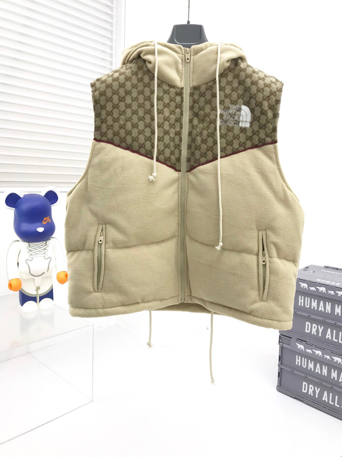 Fashion designer men' hoodie clothing tracksuits winter outwear parka down coat puffer jackets sweatsuits sweaters vest tech fleece Blouse sweatshirt Jeans y706, Customize
Fashion designer men' hoodie clothing tracksuits winter outwear parka down coat puffer jackets sweatsuits sweaters vest tech fleece Blouse sweatshirt Jeans y706, Customize
