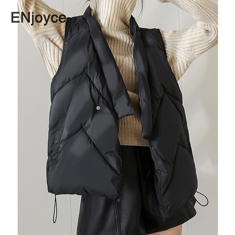 Women's Vests Women Warm V-Neck Cotton Vest Waistcoat Zipper Pocket Female Casual Loose Sleeveless Hem Drawstring Coats Fall Winter, Black;white
Women's Vests Women Warm V-Neck Cotton Vest Waistcoat Zipper Pocket Female Casual Loose Sleeveless Hem Drawstring Coats Fall Winter, Black;white