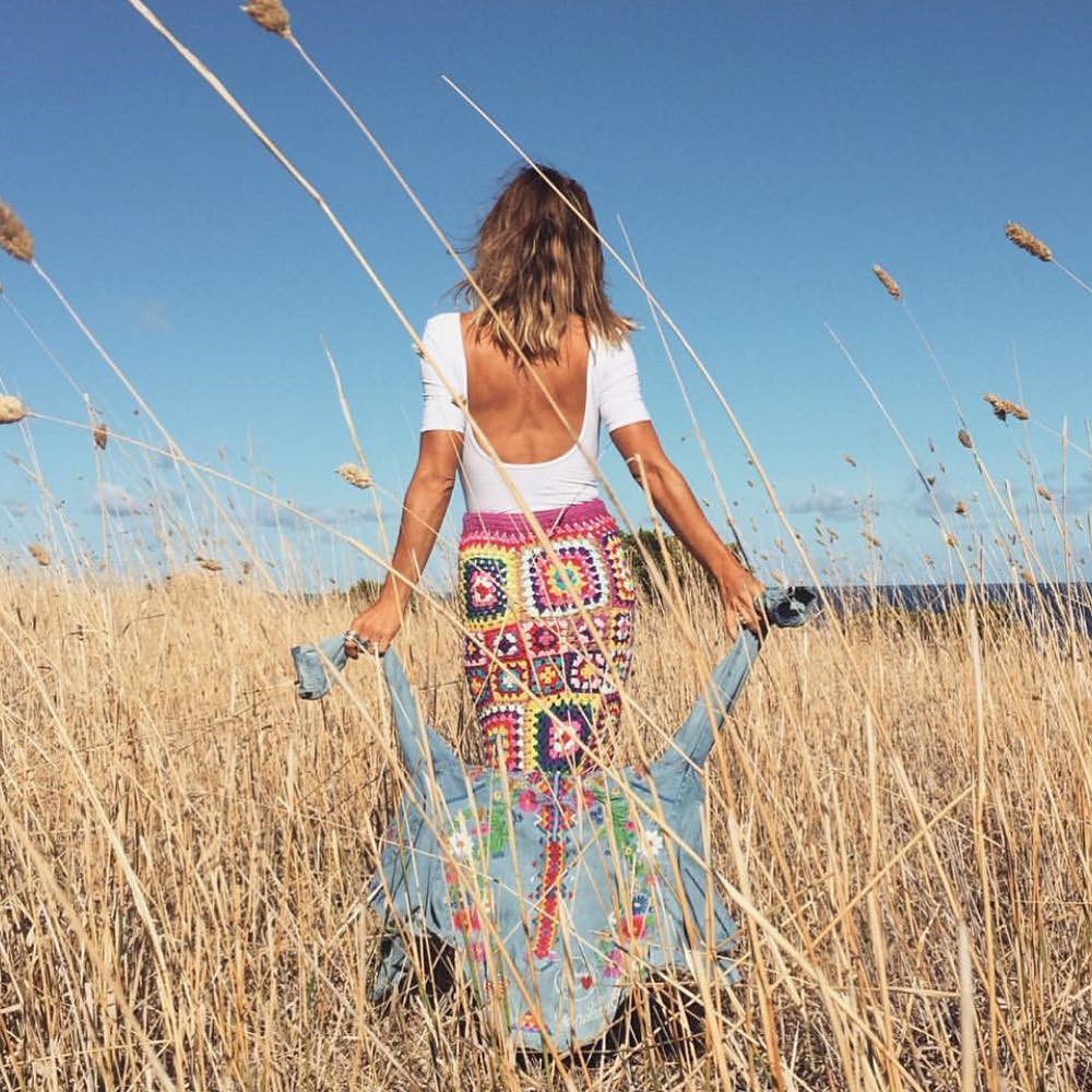 Sexy Bikini Cover-ups Handmade Crochet Boho Off Shoulder Two-Pieces Suit Maxi Dress Vintage Women Beach Cover up Chic Skirt A443 210420