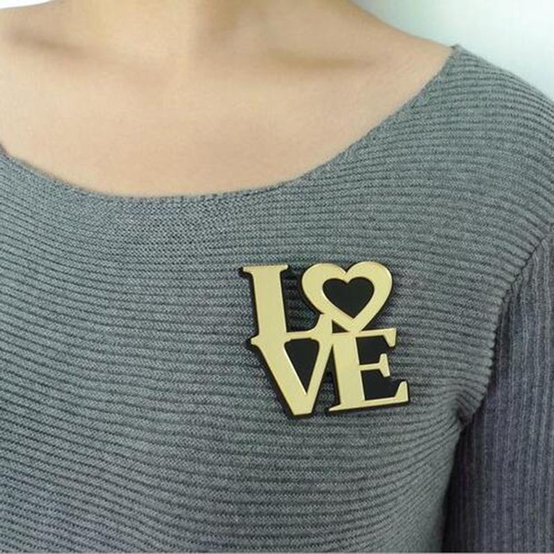 Pins, Brooches Acrylic Mirror Literary Creative Personality Jewelry English Alphabet Brooch Lady Hat Pin Women Accessories
Pins, Brooches Acrylic Mirror Literary Creative Personality Jewelry English Alphabet Brooch Lady Hat Pin Women Accessories