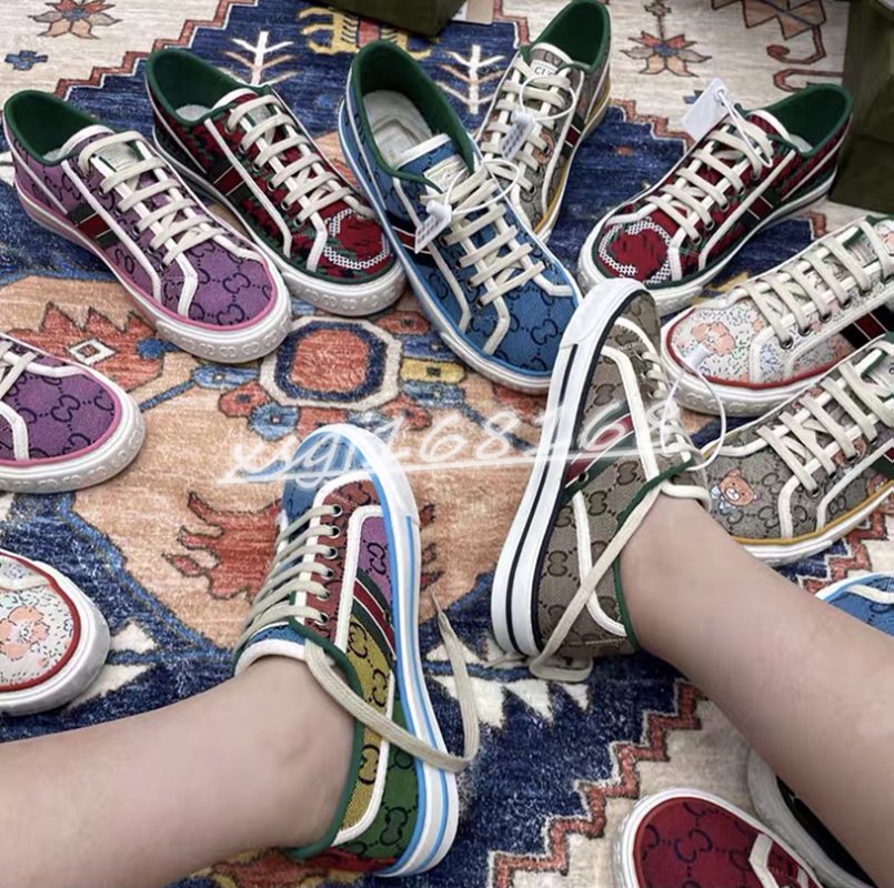 2021SS Tennis 1977 canvas Shoe casual Sneakers Shoes low cut Designers sneaker Beige Blue washed jacquard denim Printing Green Red Web Stripe Shoess, 10
2021SS Tennis 1977 canvas Shoe casual Sneakers Shoes low cut Designers sneaker Beige Blue washed jacquard denim Printing Green Red Web Stripe Shoess, 10