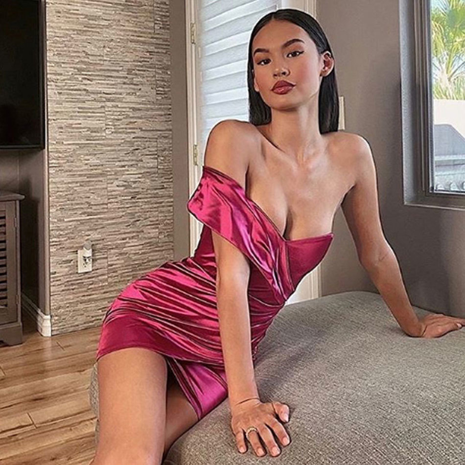 Free Fashion Party Dress Women Nightclub Sexy One Shoulder V Neck Sleeveless Bodycon Mini Vestidos 210524