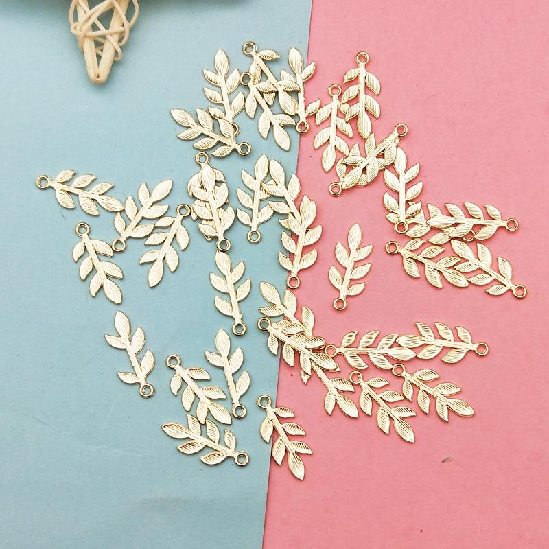 Charms 50PCS Alloy Tree Leaves Pendants Bridal Hair Decor Gold Tone Leaf DIY Earring Necklace Jewelry Accessory YZ669, Bronze;silver
Charms 50PCS Alloy Tree Leaves Pendants Bridal Hair Decor Gold Tone Leaf DIY Earring Necklace Jewelry Accessory YZ669, Bronze;silver