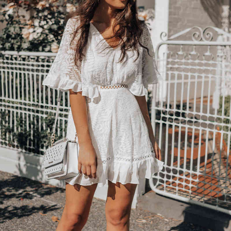 Paris Girl Summer Fashion Stitching Mid-Sleeve V-Neck Hollow Out Lace A-Line Mini Dress 210524, White
Paris Girl Summer Fashion Stitching Mid-Sleeve V-Neck Hollow Out Lace A-Line Mini Dress 210524, White