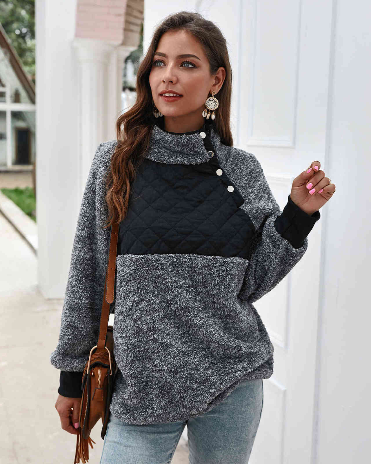 Lossky Sweatshirts Women Long Sleeve Patchwork Color Fahsion Autumn Winter Pullover Black Ladies Plush Warm Tops Clothing 211109