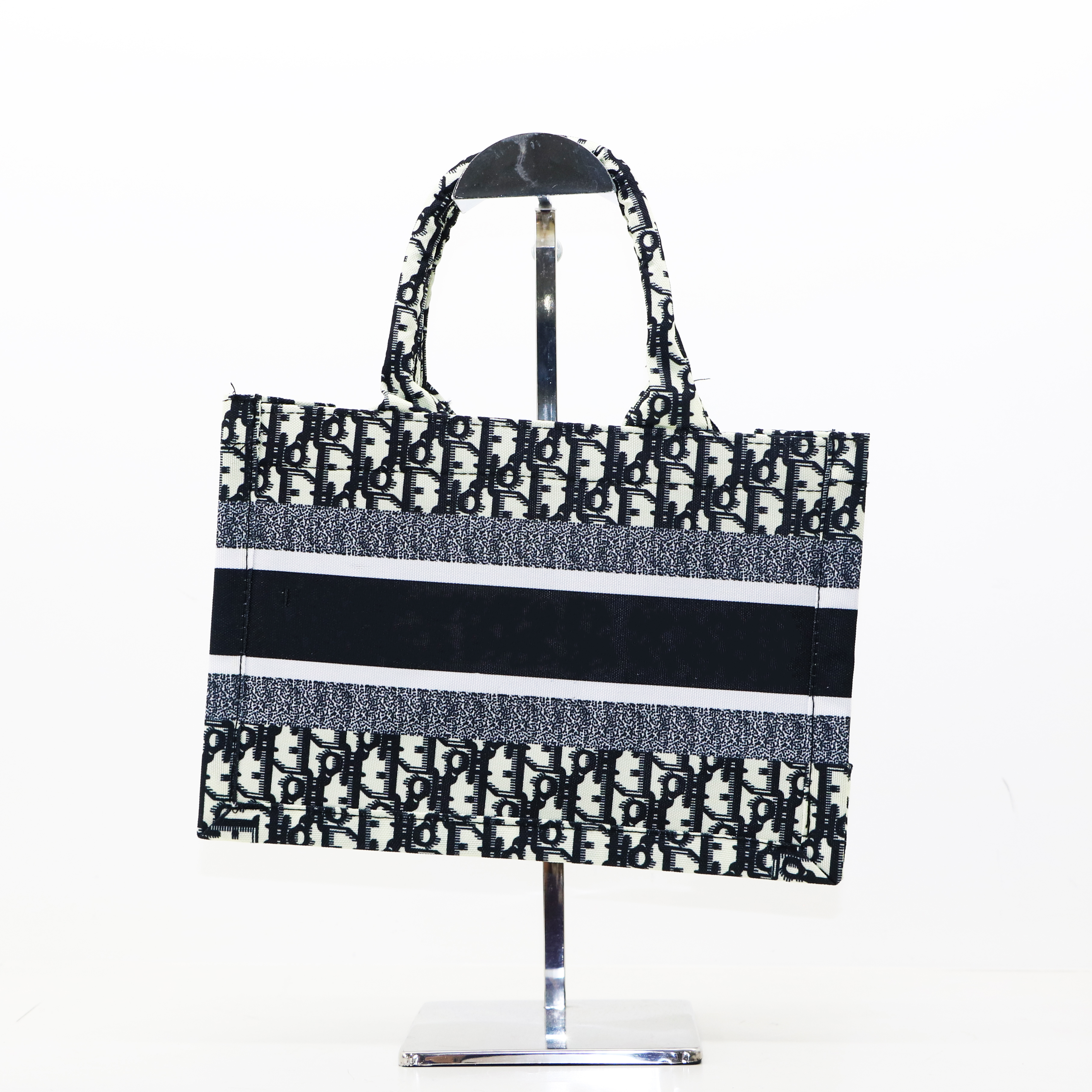 luxury Designer Handbags For Women Fashion Brand D Luxury Shoulder Bags Famous Totes high capacity, Black with logo
luxury Designer Handbags For Women Fashion Brand D Luxury Shoulder Bags Famous Totes high capacity, Black with logo