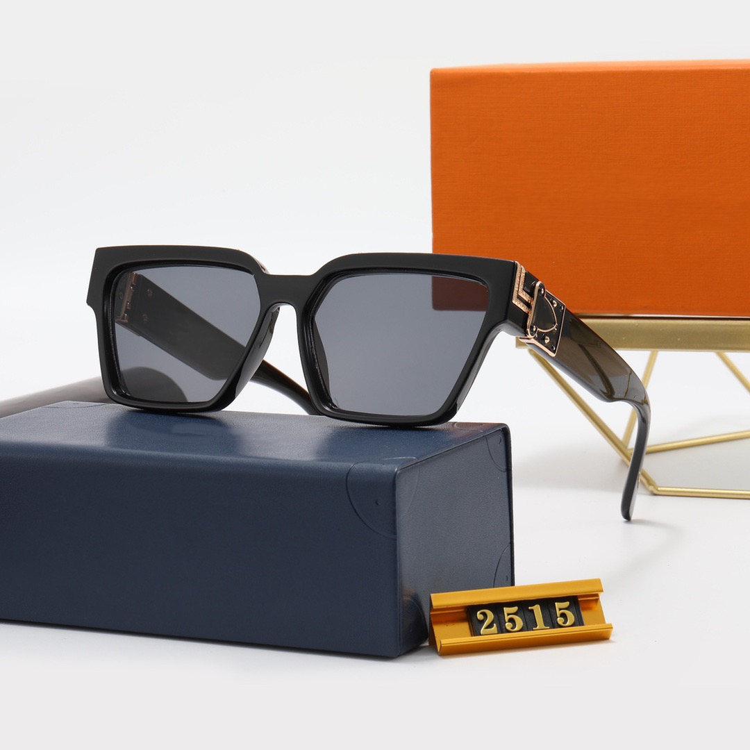 Luxury 2021 Brand Polarized Men Women mens womens Sunglasses designers Eyewear sun Glasses Metal Frame Polaroid Lens
Luxury 2021 Brand Polarized Men Women mens womens Sunglasses designers Eyewear sun Glasses Metal Frame Polaroid Lens