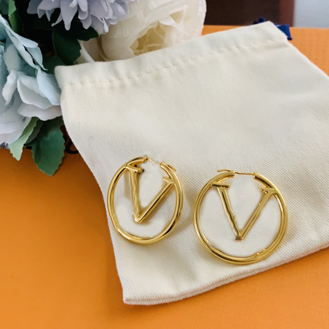 Luxury Designer Earrings New Jewellery Womens Fashion Gold Color Letter Crystal Earrings Luxurys Designers Mens With Box D216226F
Luxury Designer Earrings New Jewellery Womens Fashion Gold Color Letter Crystal Earrings Luxurys Designers Mens With Box D216226F