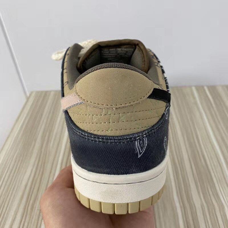 Dunk Sb Travis Scot… - image