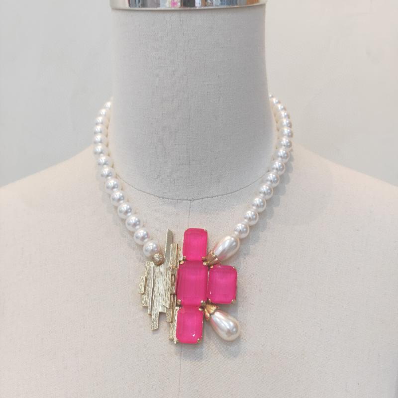 Pendant Necklaces 2021 Brand Fashion Jewelry For Women Thin Chain Party Light Gold Color Pink Resin Cross Pearl Crystal C Luxury
Pendant Necklaces 2021 Brand Fashion Jewelry For Women Thin Chain Party Light Gold Color Pink Resin Cross Pearl Crystal C Luxury