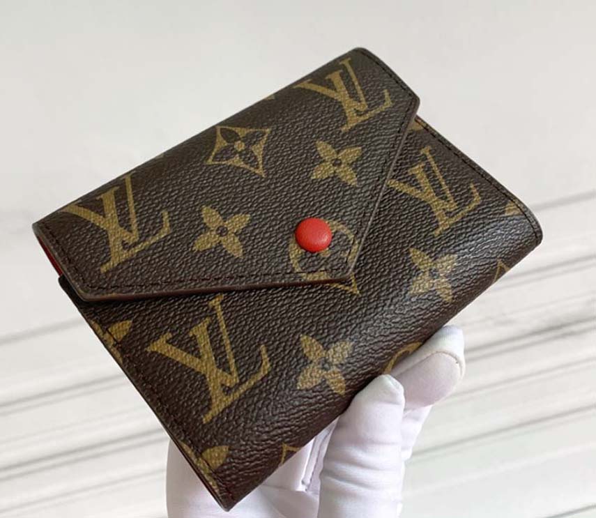 Women Designer Handbag short Clutch Bags Wallet Hasp folding Genuine Leather Original bag Serial Number Purse Wallets Holders 06, Dust bag
Women Designer Handbag short Clutch Bags Wallet Hasp folding Genuine Leather Original bag Serial Number Purse Wallets Holders 06, Dust bag