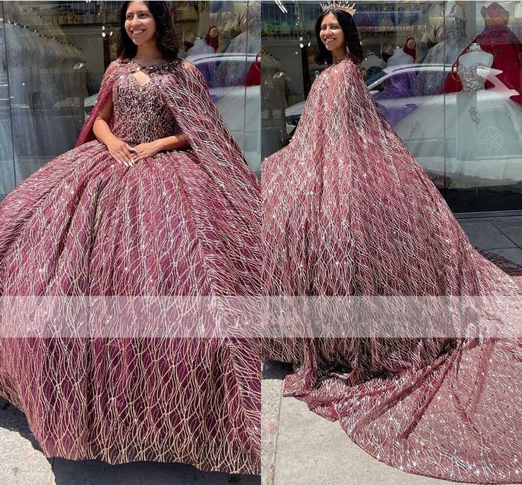 

2022 Bling Burgundy Gold Sequined Quinceanera Dresses Cape Pearls Crystal Beading Strapless Lace-up Detachable Wrap Sweet 16 Dress Prom Ball Gown, White