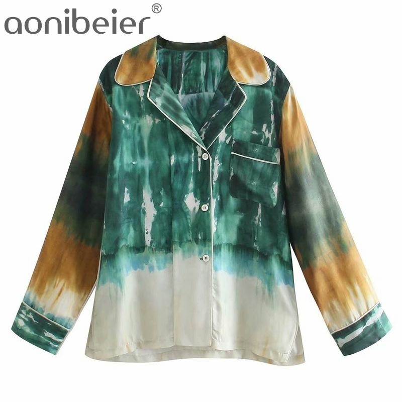 Green Tie Dye Loose Shirts Summer Fashion Notched Collar Pocket Detail Women Casual Blouses Female Long Tops 210604, Pants
Green Tie Dye Loose Shirts Summer Fashion Notched Collar Pocket Detail Women Casual Blouses Female Long Tops 210604, Pants