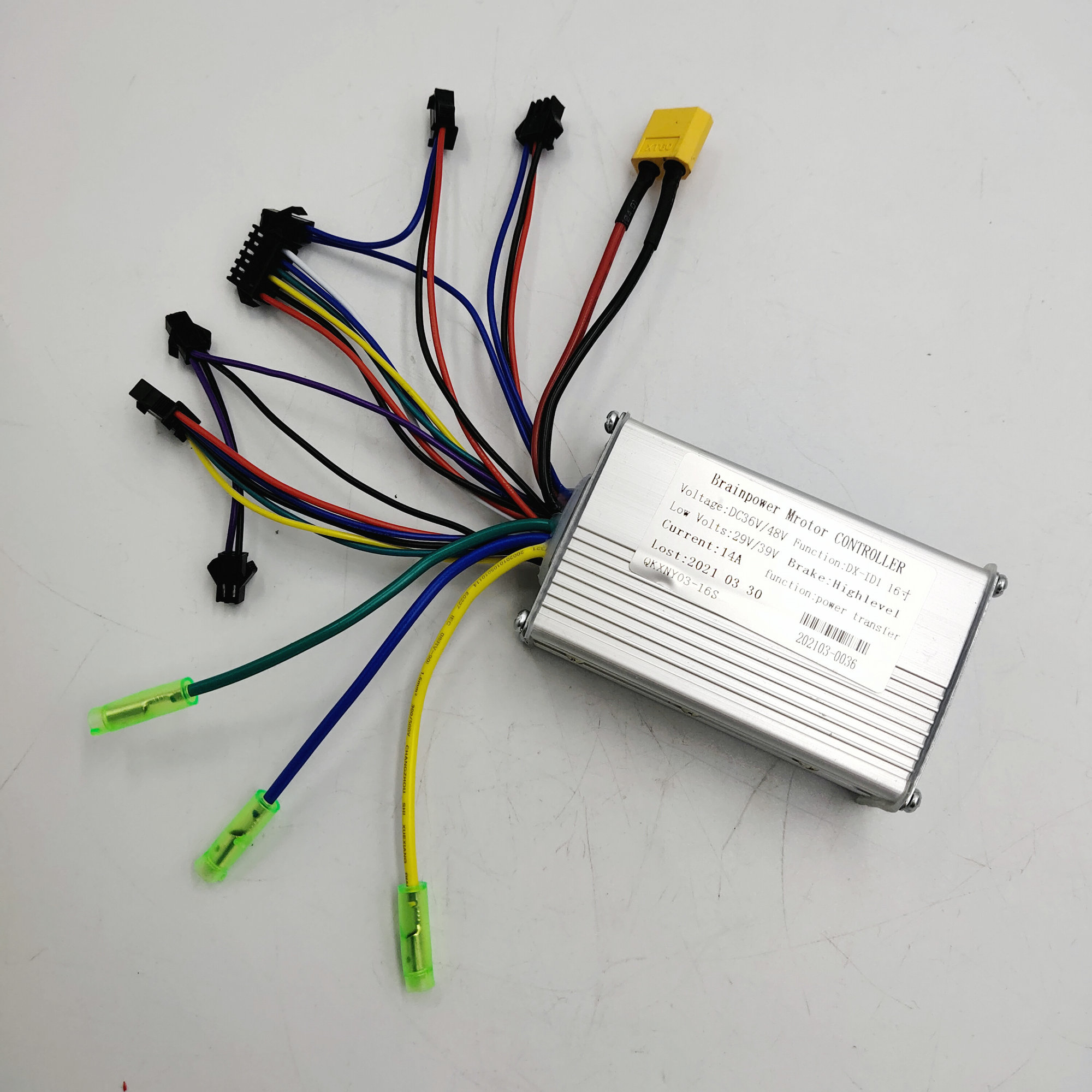 36v250w13A 6mosfet BLDC Controller For Electric Bike CMSF16 CMSF16 PLUS Folding Bike Accessory With Lthium Battery
36v250w13A 6mosfet BLDC Controller For Electric Bike CMSF16 CMSF16 PLUS Folding Bike Accessory With Lthium Battery