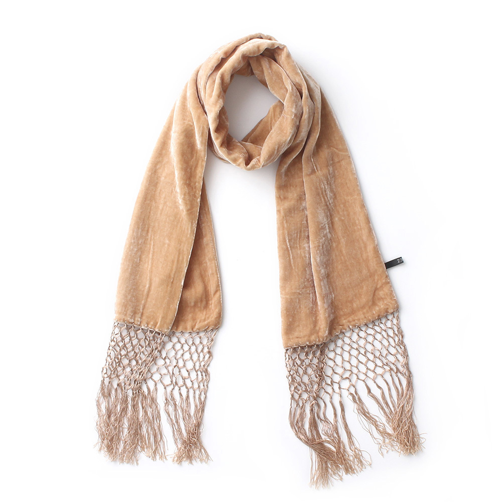 solid color 100% natural silk crinkled velvet scarves with tassel women winter warm soft scarf double-layer luxury high quality
solid color 100% natural silk crinkled velvet scarves with tassel women winter warm soft scarf double-layer luxury high quality