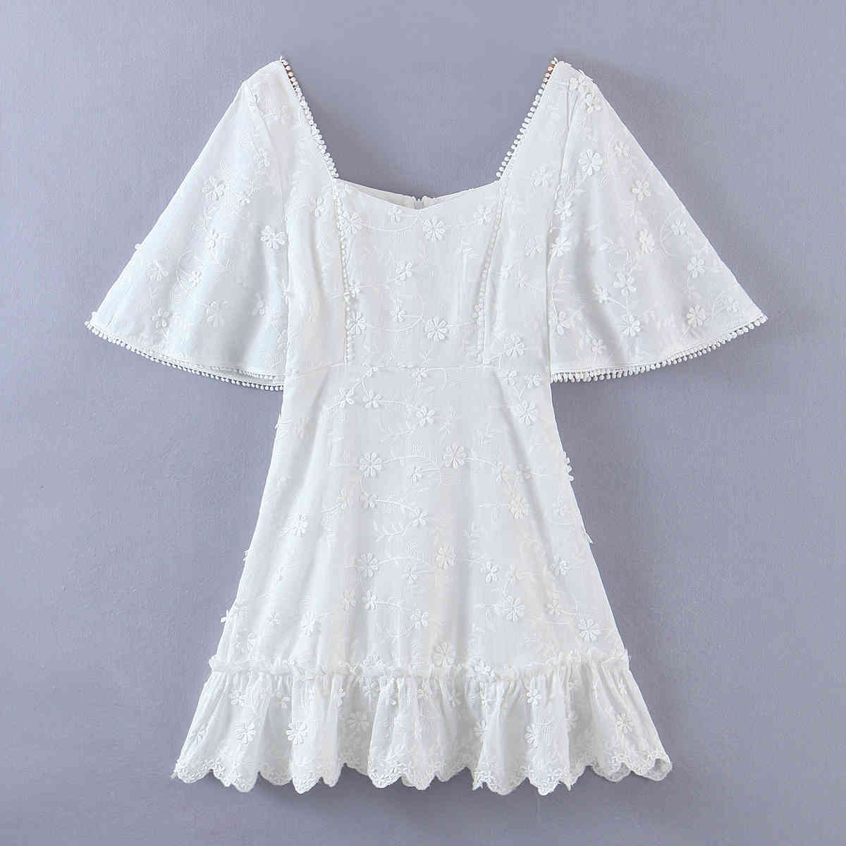 Summer 3D Flower White Short Sleeve Dress Retro Slim Waist Hem Wood ears Ruffles Women Mini Dresses Holiday 210429