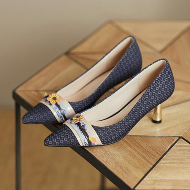 Dress Shoes Women Pumps Pointed Toe Thin Heels Shallow Women's Slip On Flower Elegant Shoe For Autumn Ladies Footwear 2021 Fashion, Bh
Dress Shoes Women Pumps Pointed Toe Thin Heels Shallow Women's Slip On Flower Elegant Shoe For Autumn Ladies Footwear 2021 Fashion, Bh