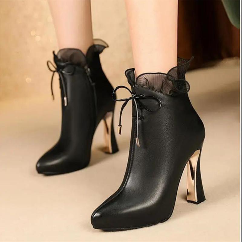 Boots Lady Fashion Sweet High Quality Black Pu Leather Autumn Side Zipper With Bow Tie Women Casual Botas Femininas F9213
Boots Lady Fashion Sweet High Quality Black Pu Leather Autumn Side Zipper With Bow Tie Women Casual Botas Femininas F9213