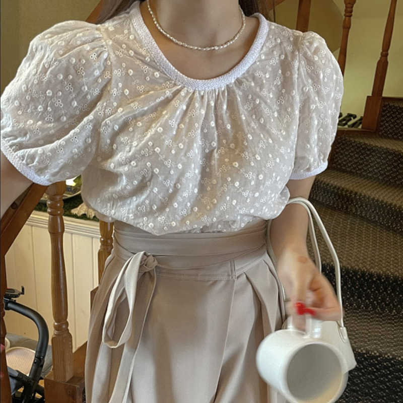 Korejpaa Women Shirt Summer Korean Retro Round Neck Trim Contrast Color Hollow Jacquard Loose All-Match Puff Sleeve Blouses 210526