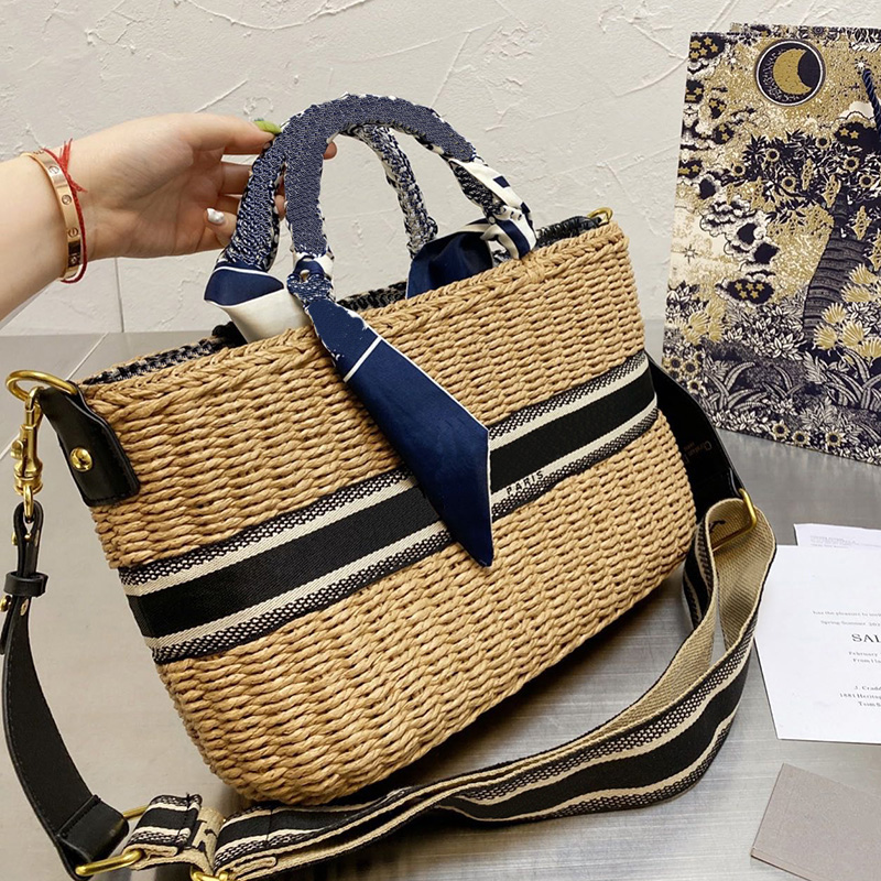 Designer Women Straw Tote Beach Bag Paris Fashion Letters Embroidery Totes Shopping Handbags Large Capacity Houndstooth Shoulder Handbag Lux
Designer Women Straw Tote Beach Bag Paris Fashion Letters Embroidery Totes Shopping Handbags Large Capacity Houndstooth Shoulder Handbag Lux